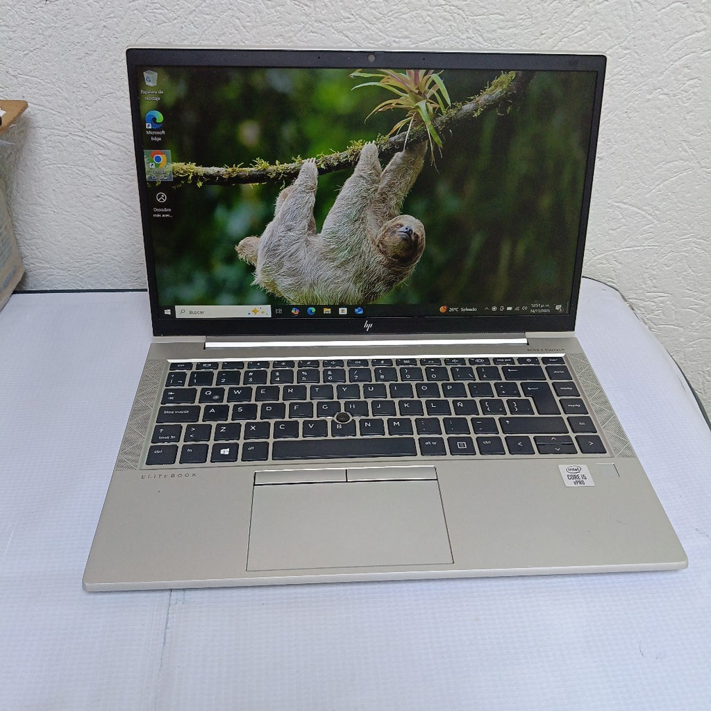 LAPTOP HP ELITEBOOK 840 G7 (2022) 256 GB SSD 8 GB RAM (SEMINUEVO)