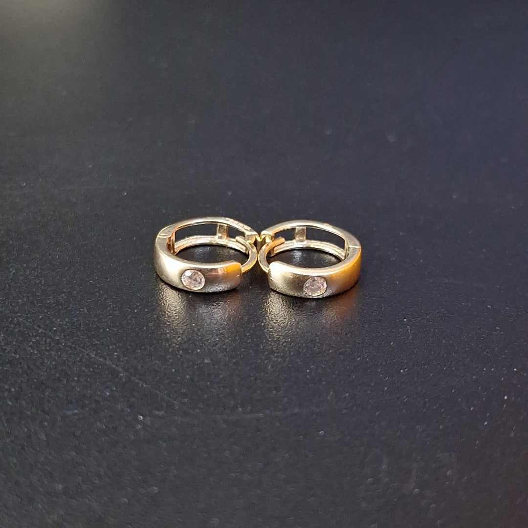 HUGGIES ORO 14K 1.4 (NUEVO)