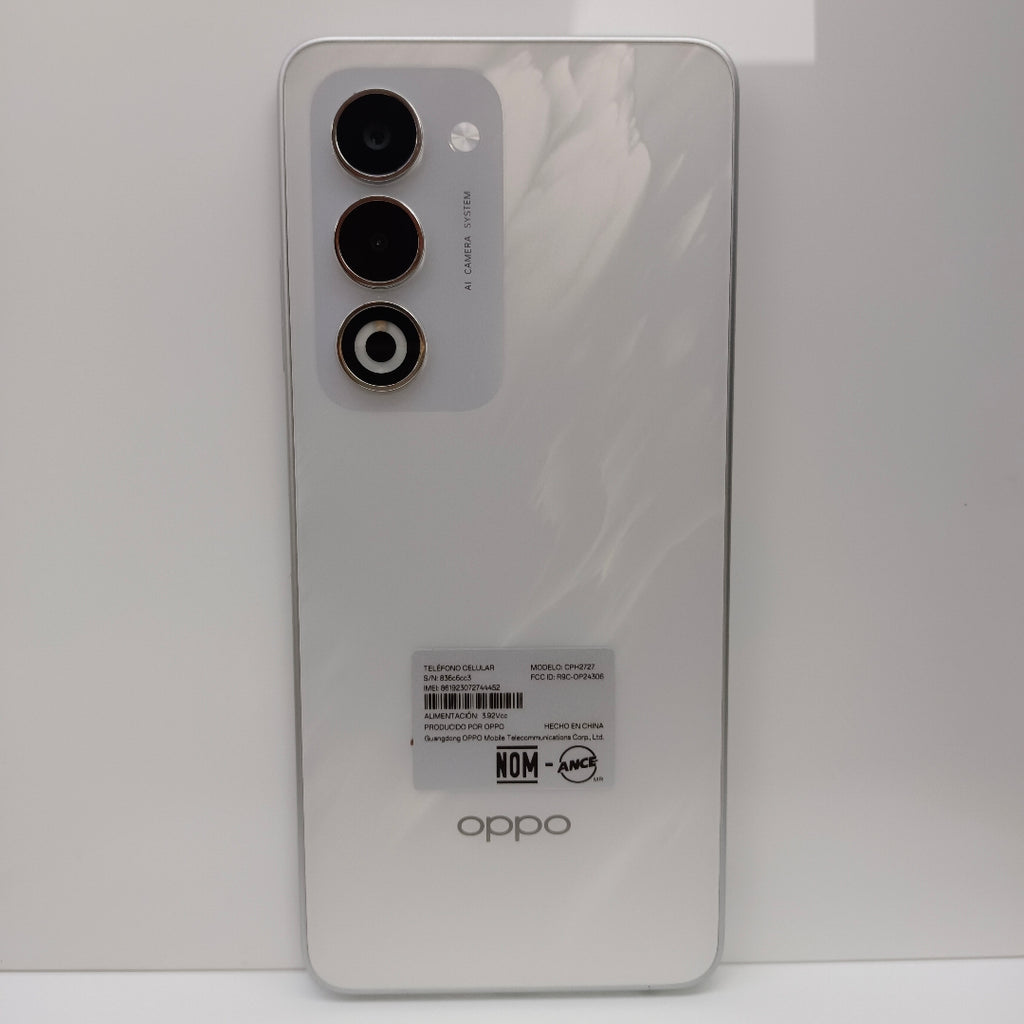 CELULAR OPPO  A5 CPH2727 (2025) 256 GB 4 GB RAM (SEMINUEVO)