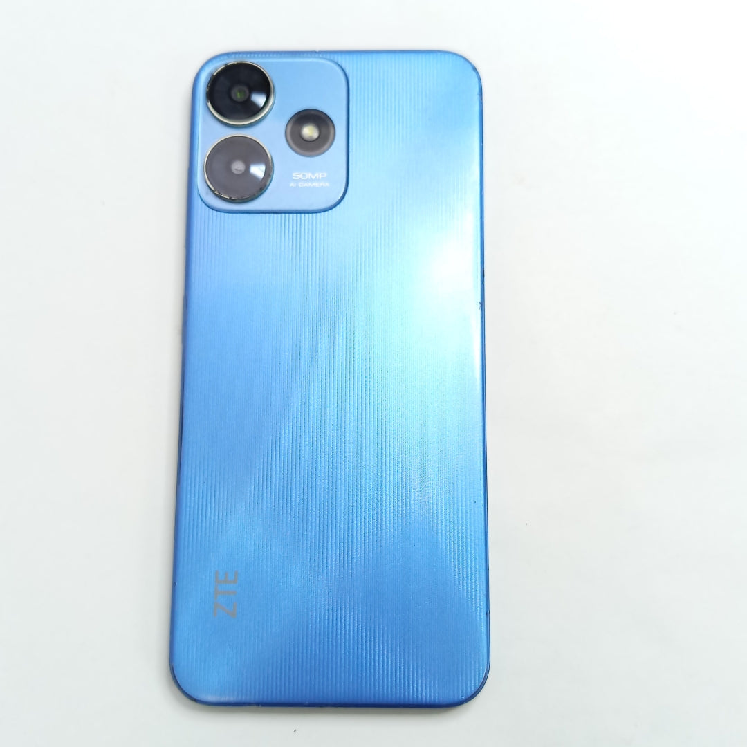 CELULAR ZTE BLADE V50 SMART 7060 128 GB 4 GB RAM (SEMINUEVO)