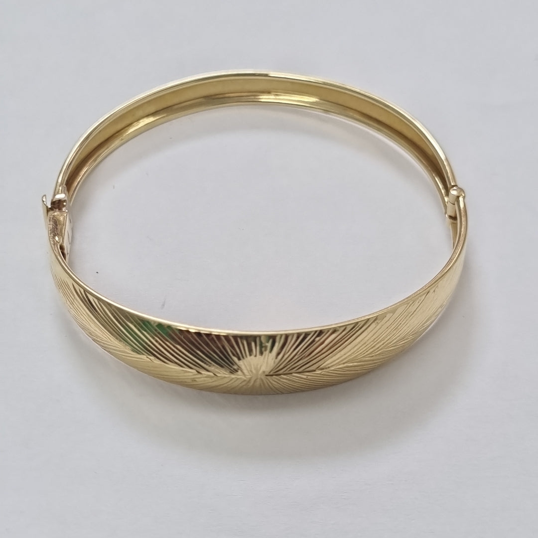 PULSERA RIGIDA. ORO. 14 K 8.6 GRMS (SEMINUEVO)