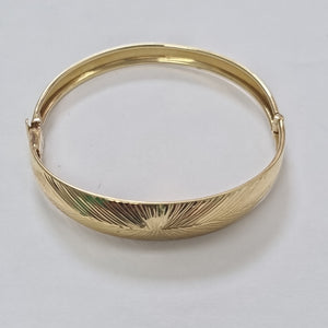 PULSERA RIGIDA. ORO. 14 K 8.6 GRMS (SEMINUEVO)