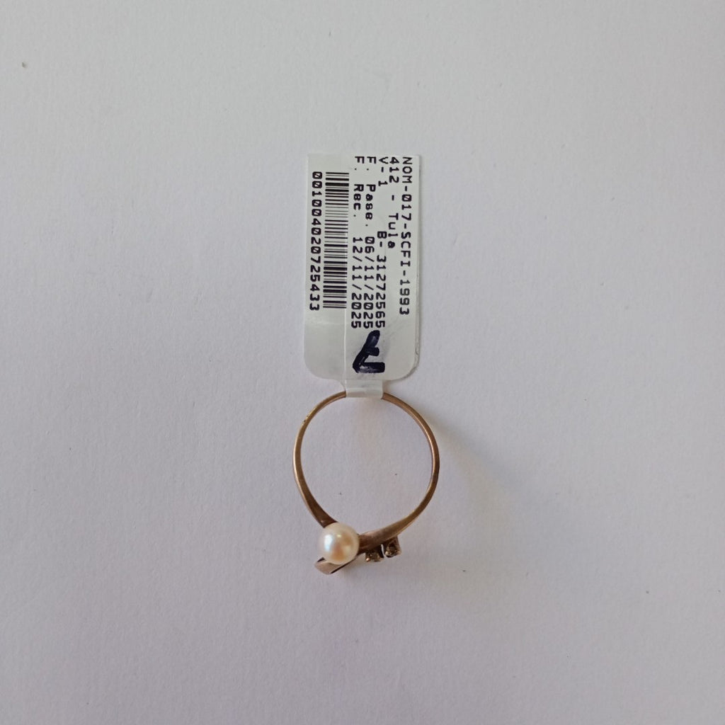 ANILLO. ORO. 8 K 1.7 GRMS (SEMINUEVO)