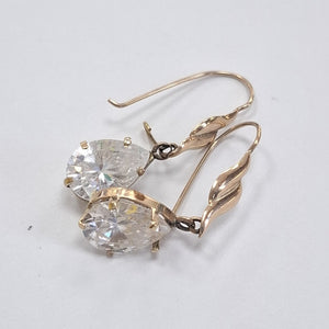 ARETES PAR. ORO. 8 K 4.6 GRMS (SEMINUEVO)