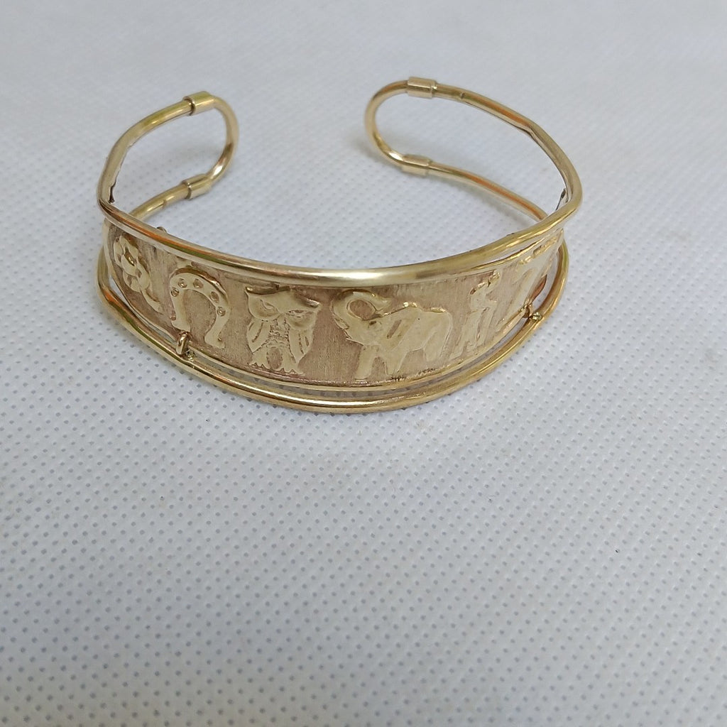 BRAZALETE. ORO. 10 K 9.9 GRMS (SEMINUEVO)