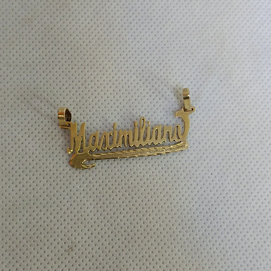 DIJE. ORO. 10 K 2.9 GRMS (SEMINUEVO)