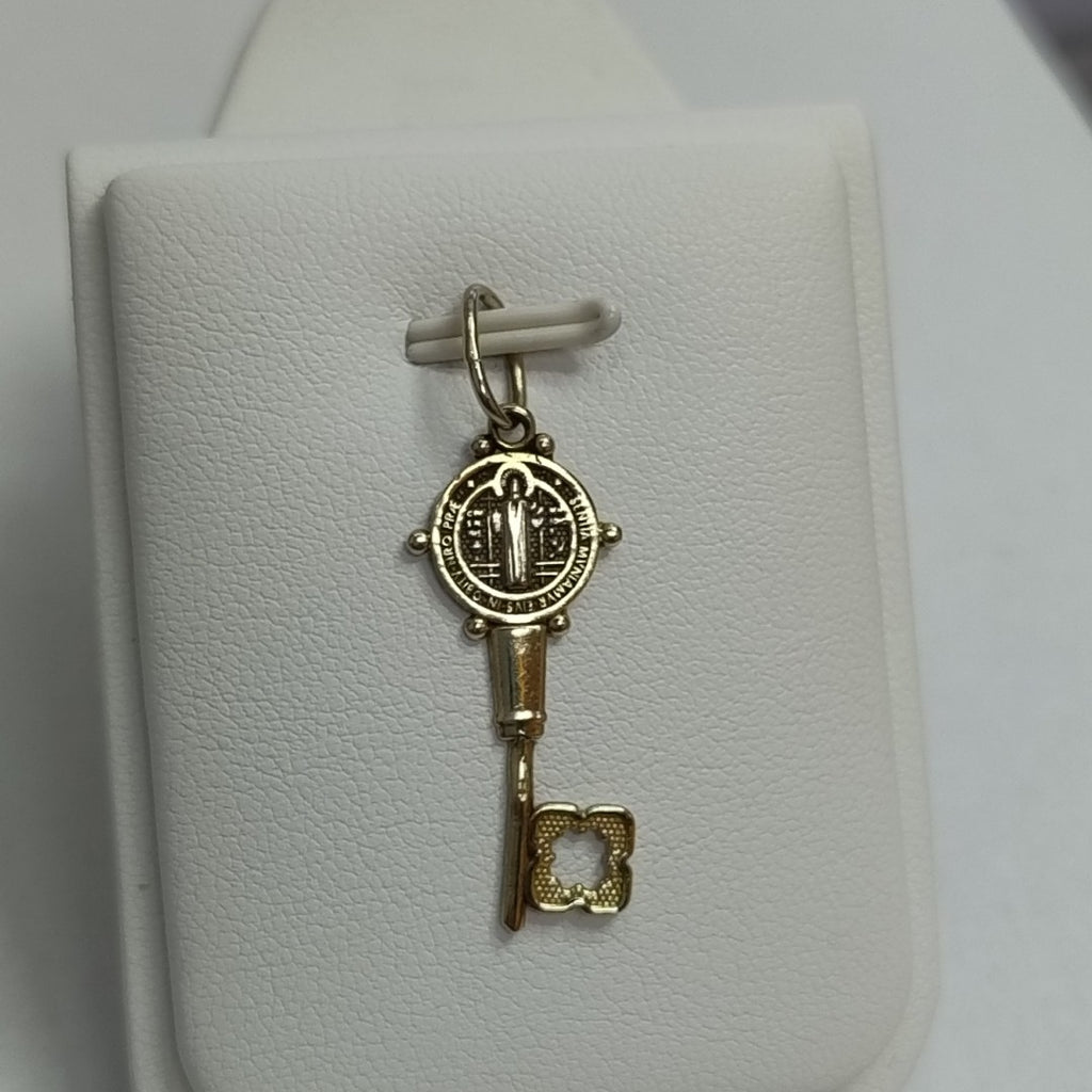 DIJE. ORO. 10 K 1.2 GRMS (SEMINUEVO)