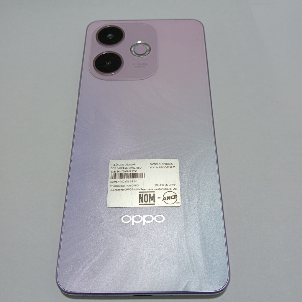 CELULAR OPPO  A5 PRO 5G CPH2695 (2025) 256 GB 8 GB RAM (SEMINUEVO)