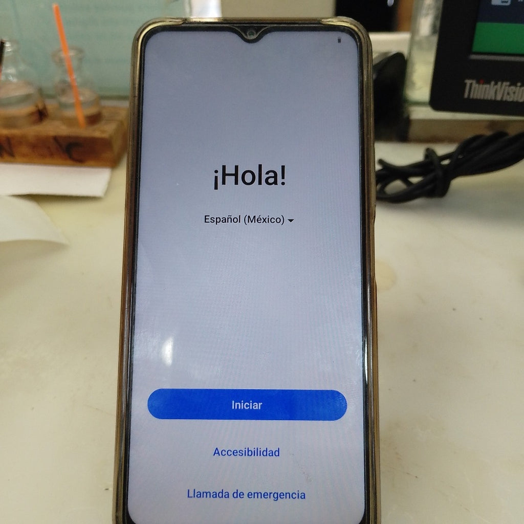 CELULAR VIVO Y18 V2333 256 GB 8 GB RAM (SEMINUEVO)