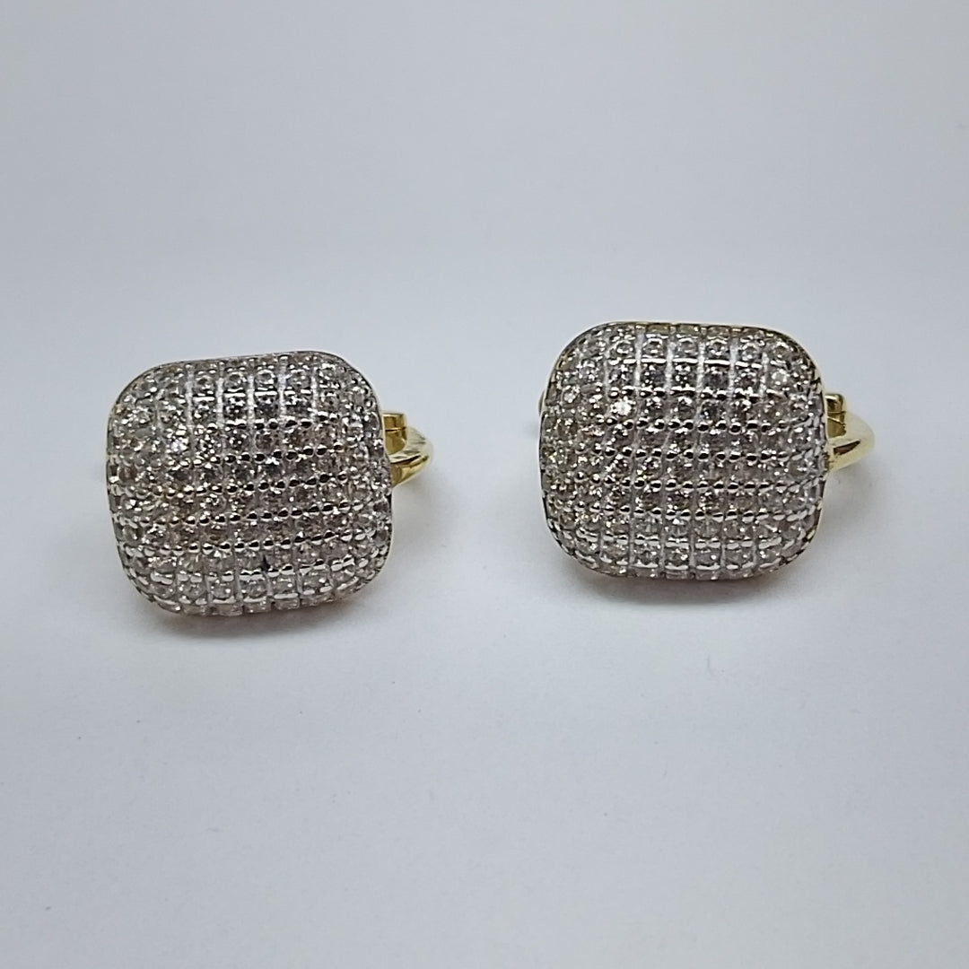 BROQUELES ORO 14K 3.9 (NUEVO)