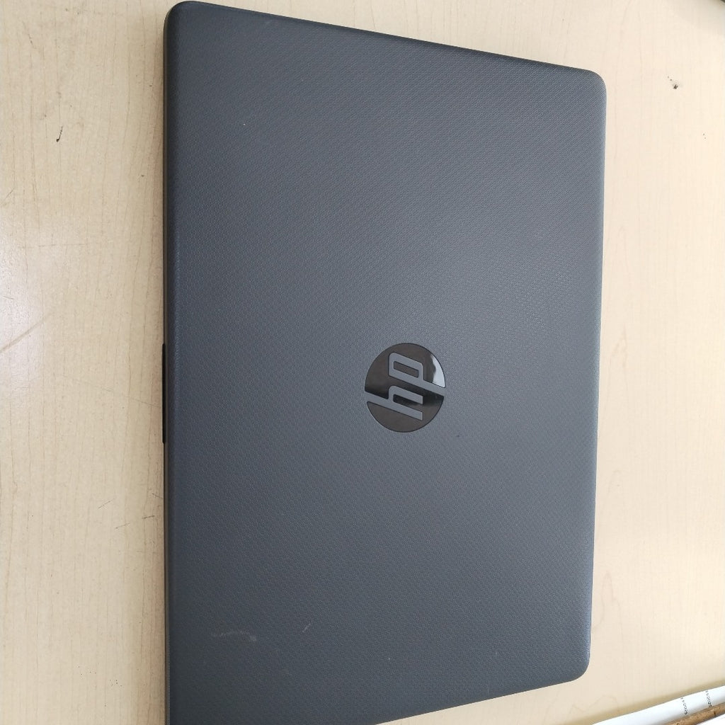 LAPTOP HP 245 G8 (2024) 512 GB SSD 8 GB RAM (SEMINUEVO)
