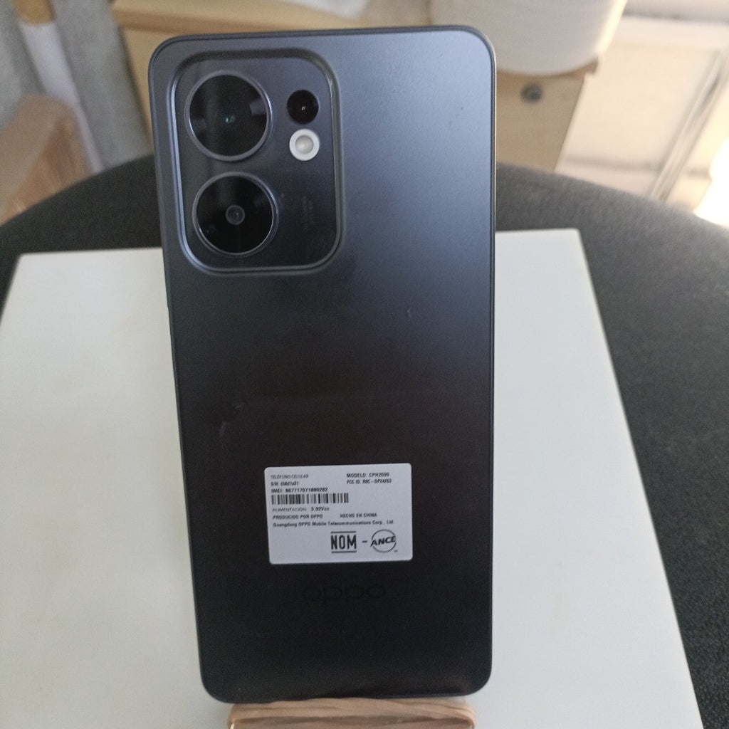 CELULAR OPPO  RENO 13F 5G CPH2699 (2025) 256 GB 12 GB RAM (SEMINUEVO)