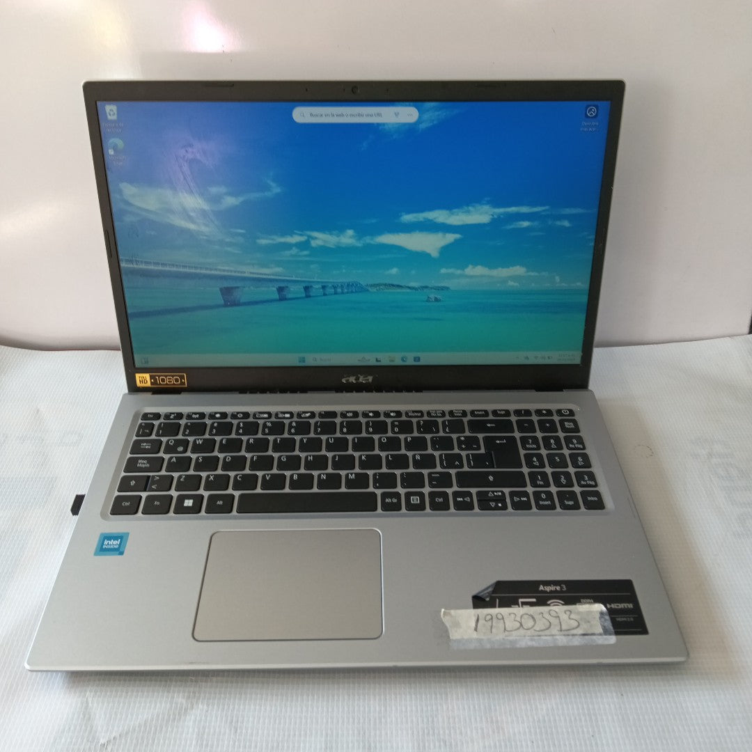 LAPTOP ACER ASPIRE 3 A315-35-C3RU (2023) 1 TB 8 GB RAM (SEMINUEVO)