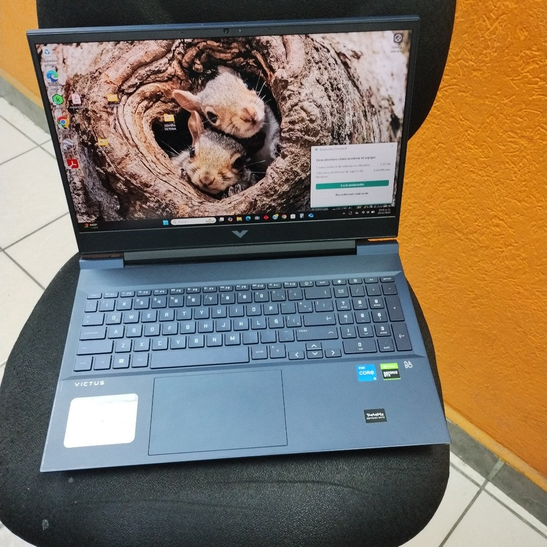 LAPTOP HP VICTUS 16-D0538LA (2023) 512 GB SSD 8 GB RAM (SEMINUEVO)