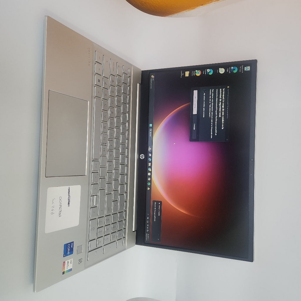 LAPTOP HP 15-EG0520LA (2023) 512 GB SSD 16 GB RAM (SEMINUEVO)
