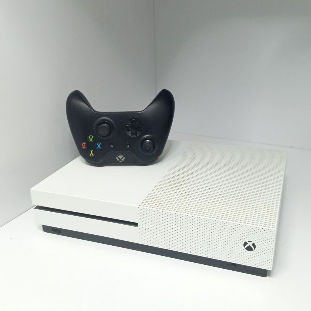 CONSOLA DE VIDEOJUEGO MICROSOFT XBOX ONE S 500 GB  (SEMINUEVO)