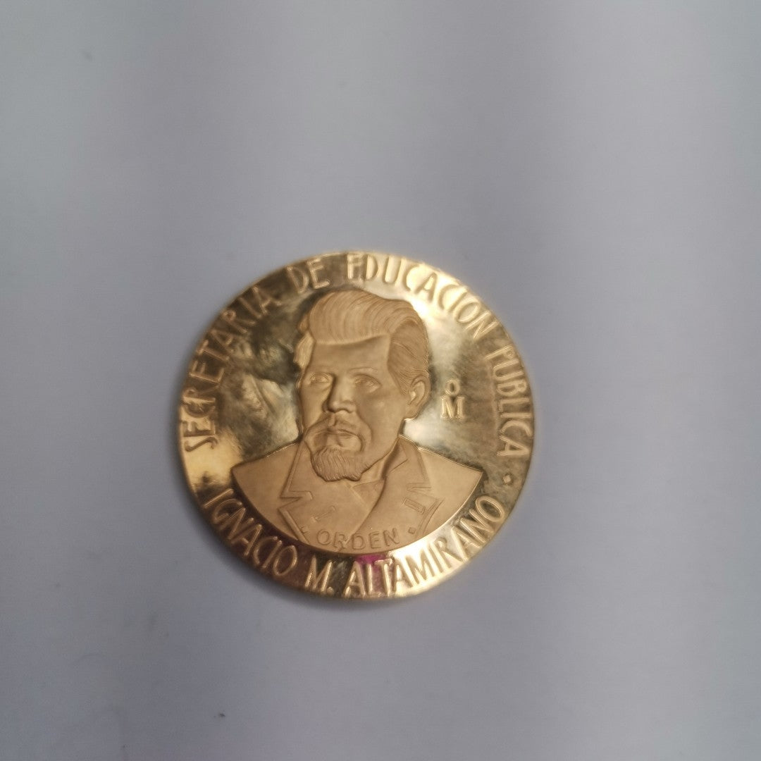 MEDALLA CONMEMORATIVA ORO 21 K 41,90 GRMS (SEMINUEVO)