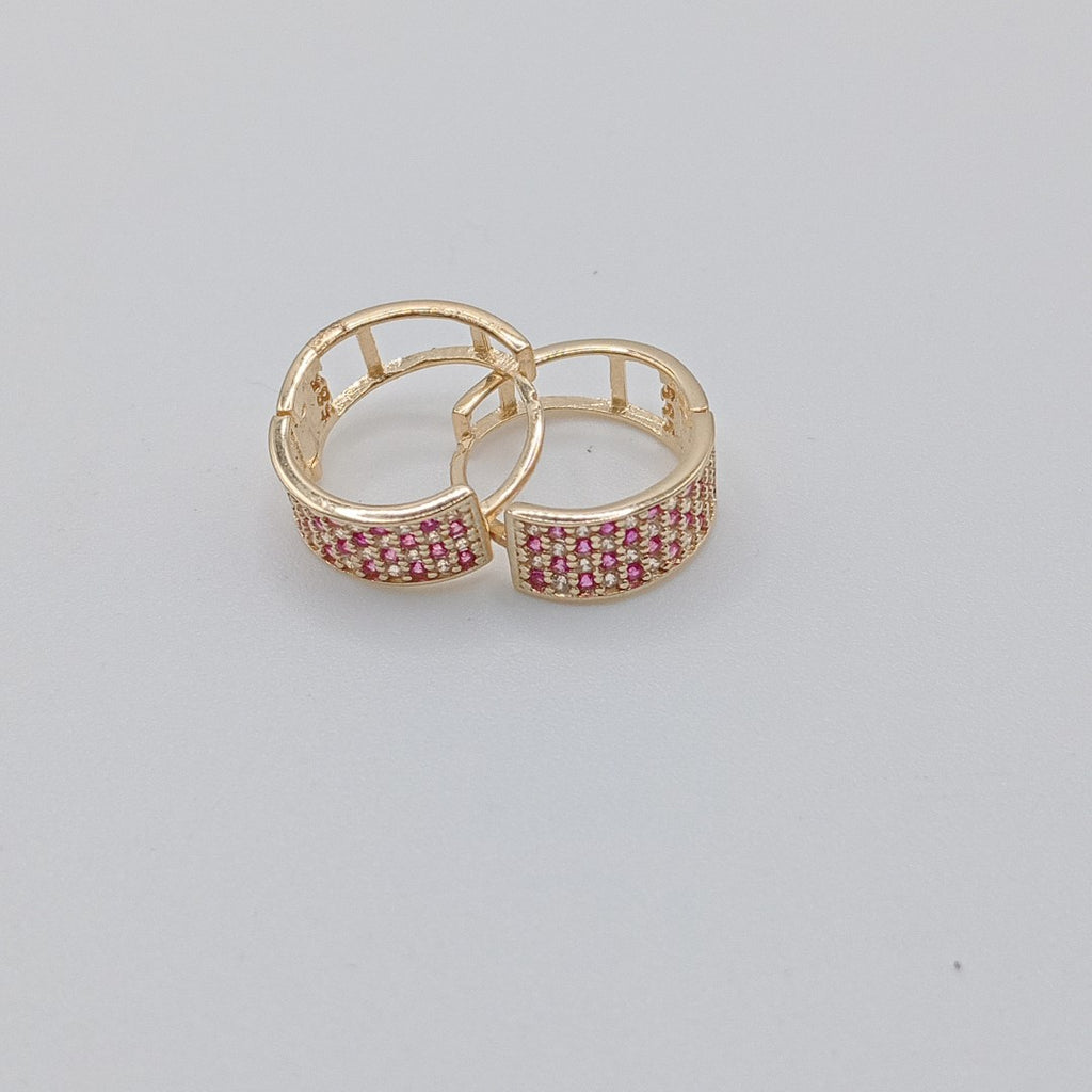 HUGGIES ORO 14K 2.6 (NUEVO)