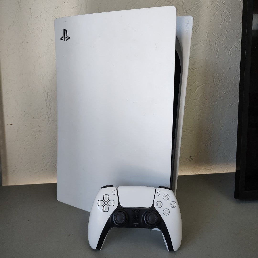 CONSOLA DE VIDEOJUEGO SONY PS5 DIGITAL 825 SSD (SEMINUEVO)