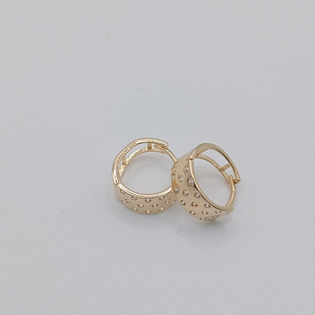 HUGGIES ORO 14K 2.5 (NUEVO)