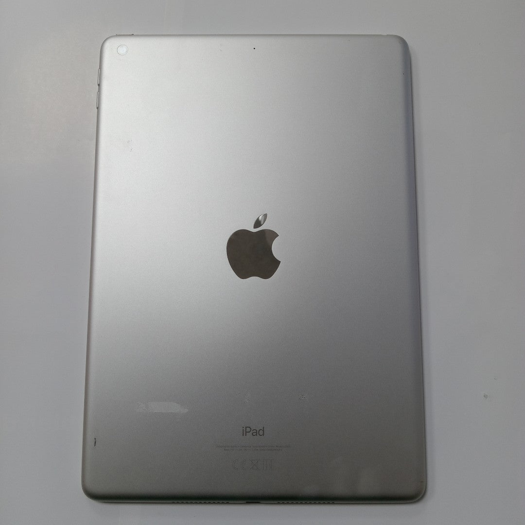 TABLETA APPLE IPAD 9 A2602 64 GB 3 GB RAM (SEMINUEVO)