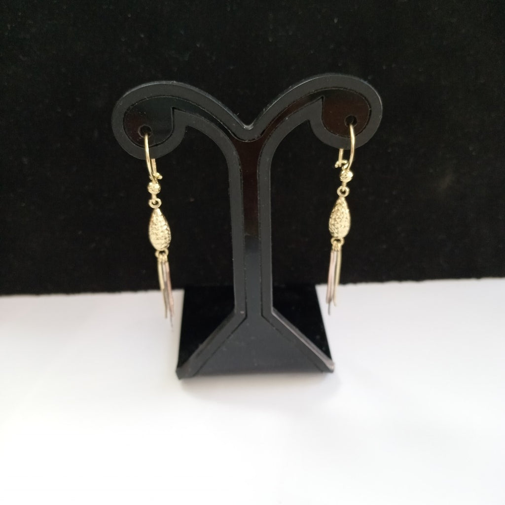 ARETES PAR. ORO. 10 K 1.8 GRMS (SEMINUEVO)