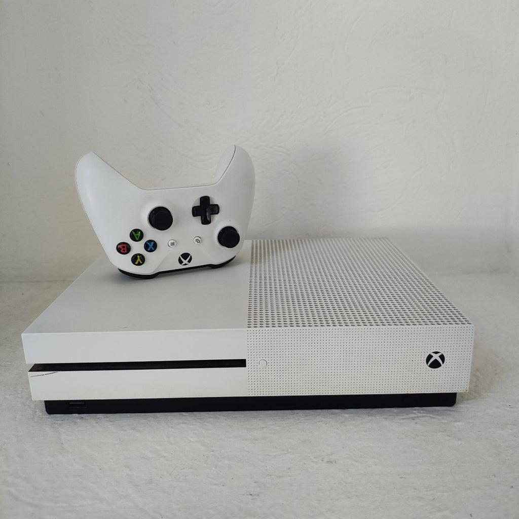CONSOLA DE VIDEOJUEGO MICROSOFT XBOX ONE S 1 TB (SEMINUEVO)