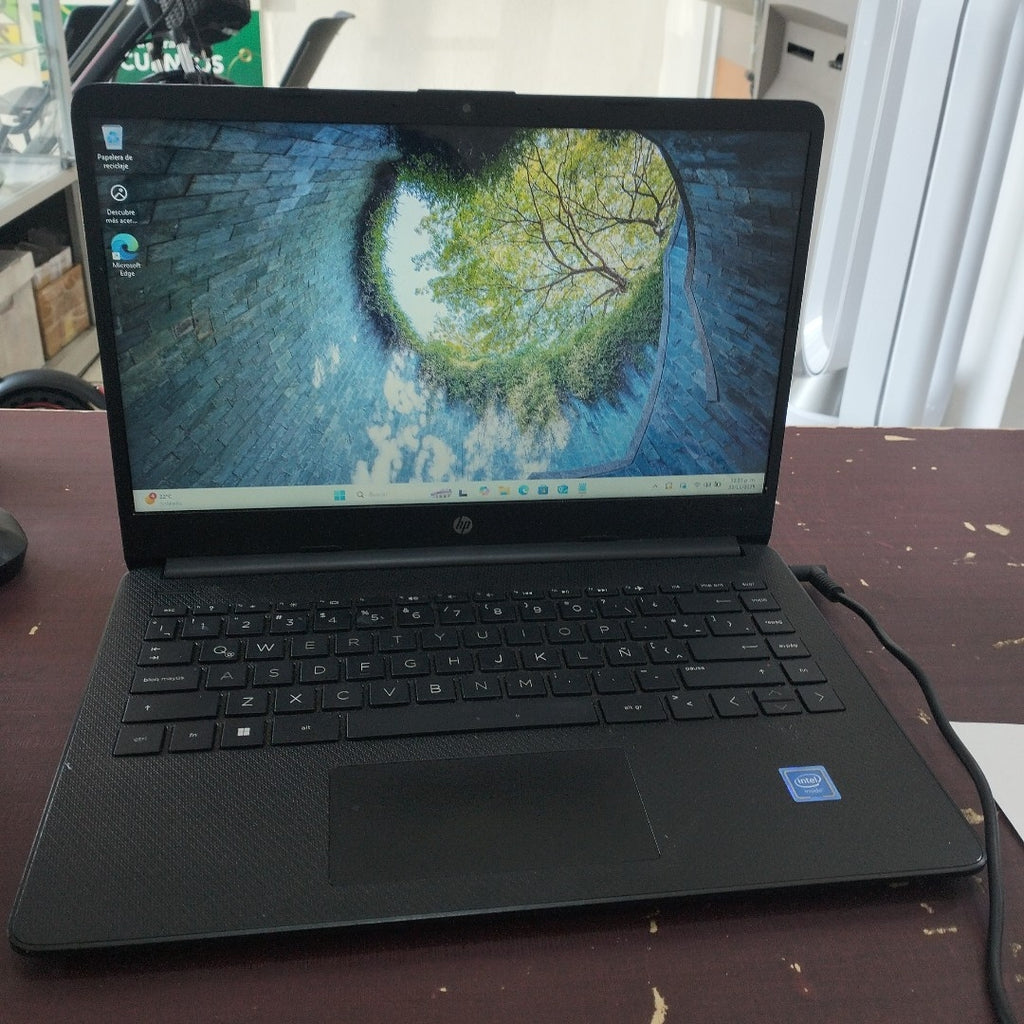 LAPTOP HP 14-DQ0500LA (2022) 128 GB SSD 4 GB RAM (SEMINUEVO)