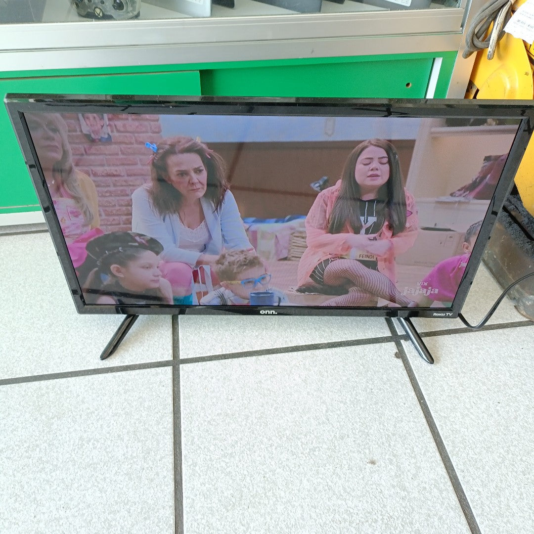 PANTALLA ONN 100012590 (2021) 24" LED HD (SEMINUEVO)