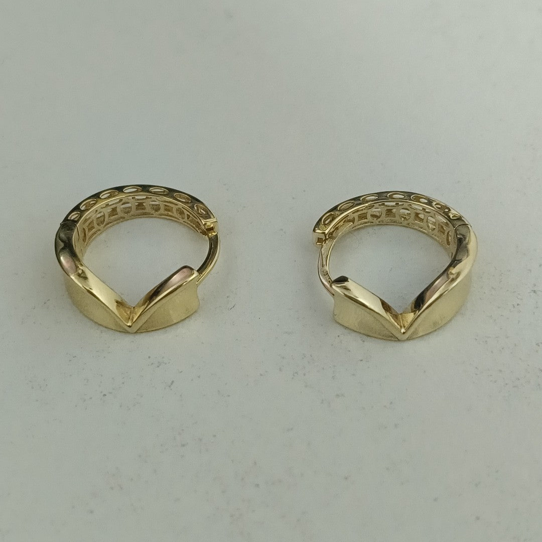 HUGGIES ORO 14K 2.7 (NUEVO)