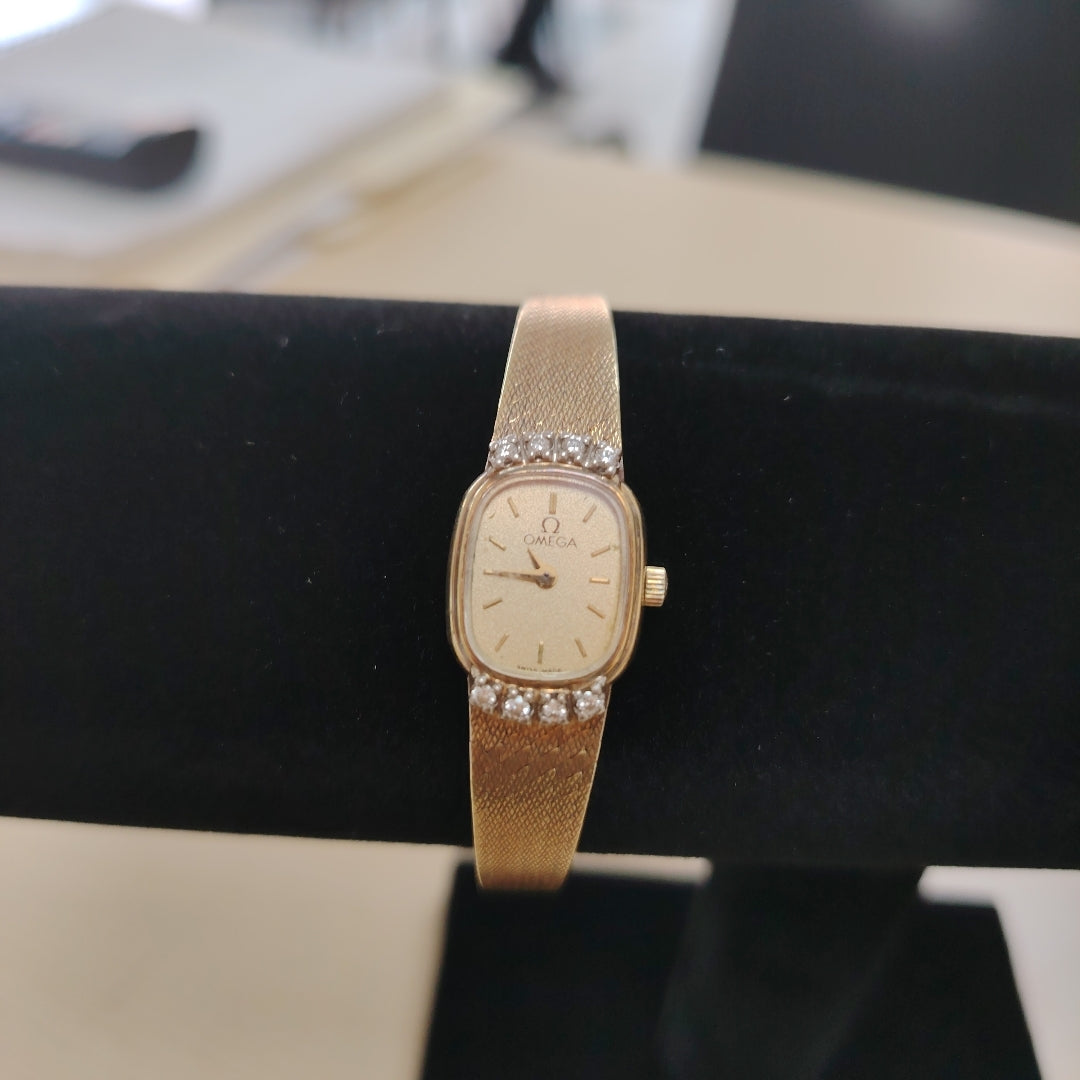 RELOJ CAJA Y PULSO ORO ORO 14 K 24,50 GRMS (SEMINUEVO)