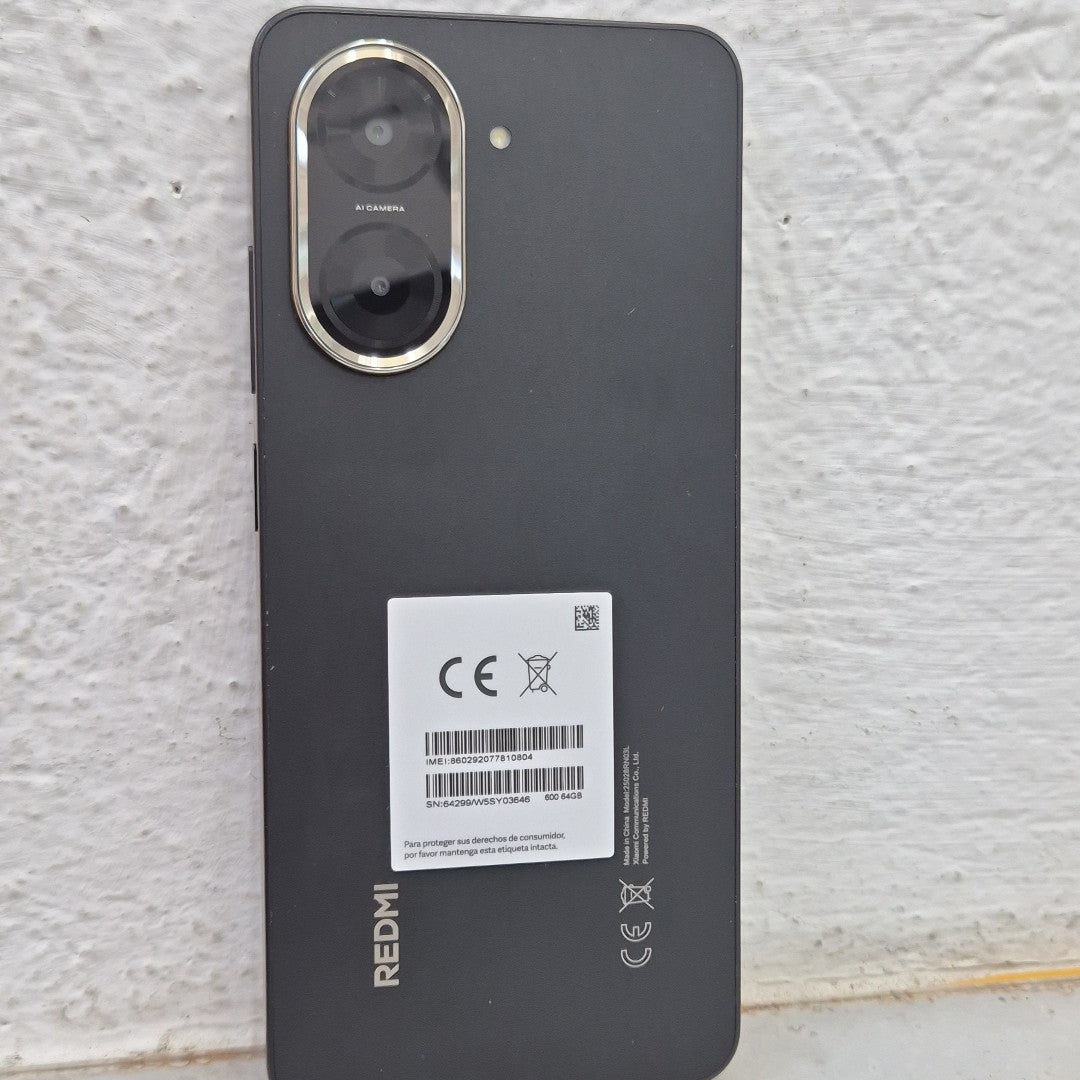 CELULAR XIAOMI REDMI A5 25028RN03L (2025) 64 GB 3 GB RAM (SEMINUEVO)