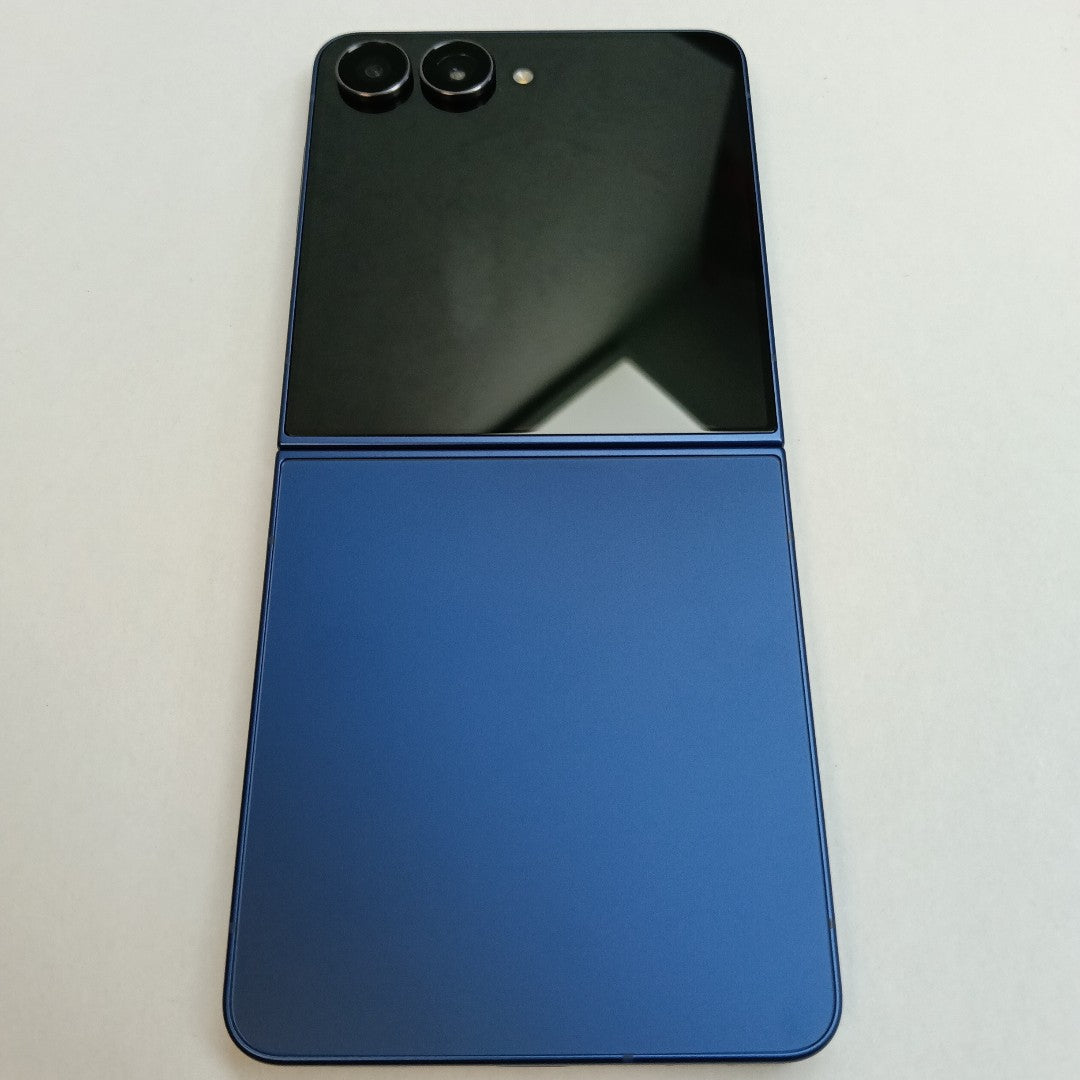 CELULAR SAMSUNG GALAXY Z FLIP 7 SM-F766B (2025) 512 GB 12 GB RAM (SEMINUEVO)