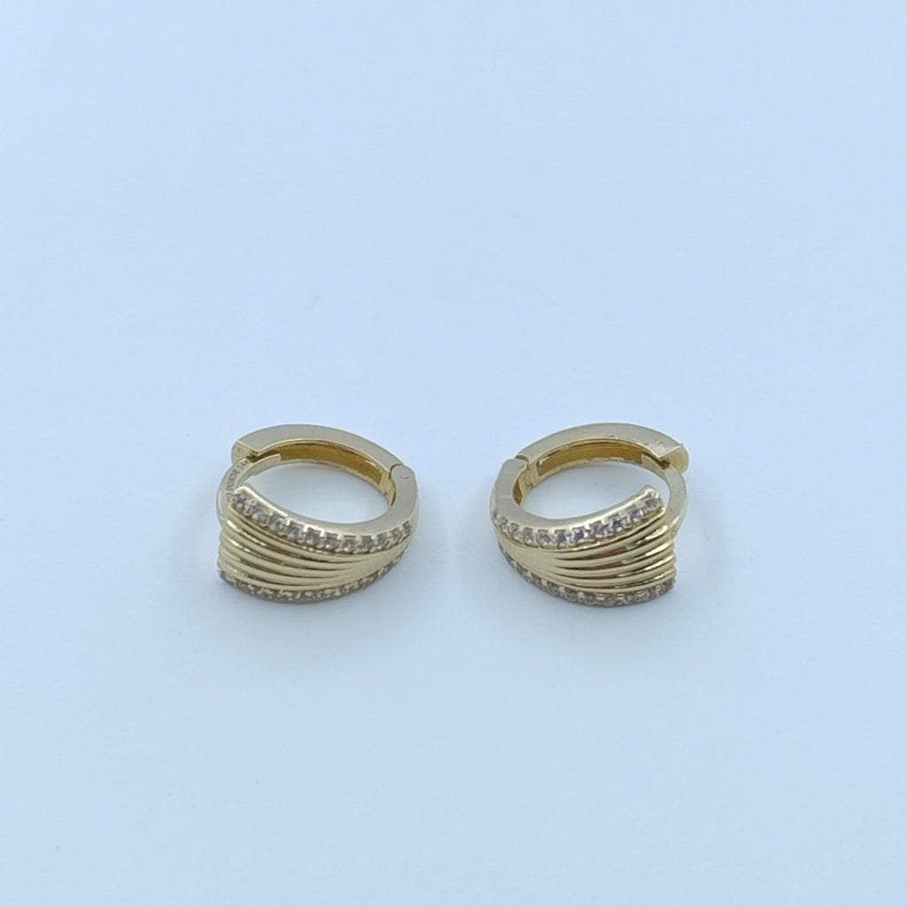 HUGGIES ORO 14K 2.7 (NUEVO)