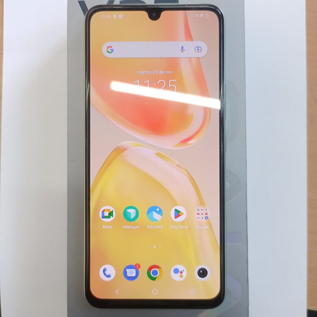 CELULAR VIVO V25 V2202 128 GB 8 GB RAM (SEMINUEVO)