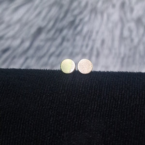 BROQUELES ORO 14K 1.4 (NUEVO)