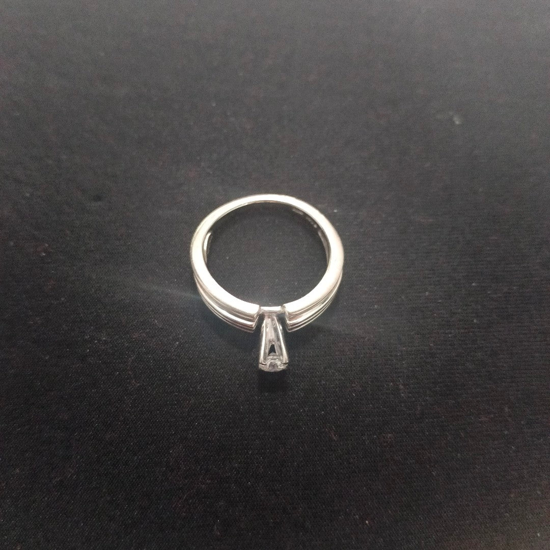 ANILLITO. ORO. 14 K 4.4 GRMS (SEMINUEVO)