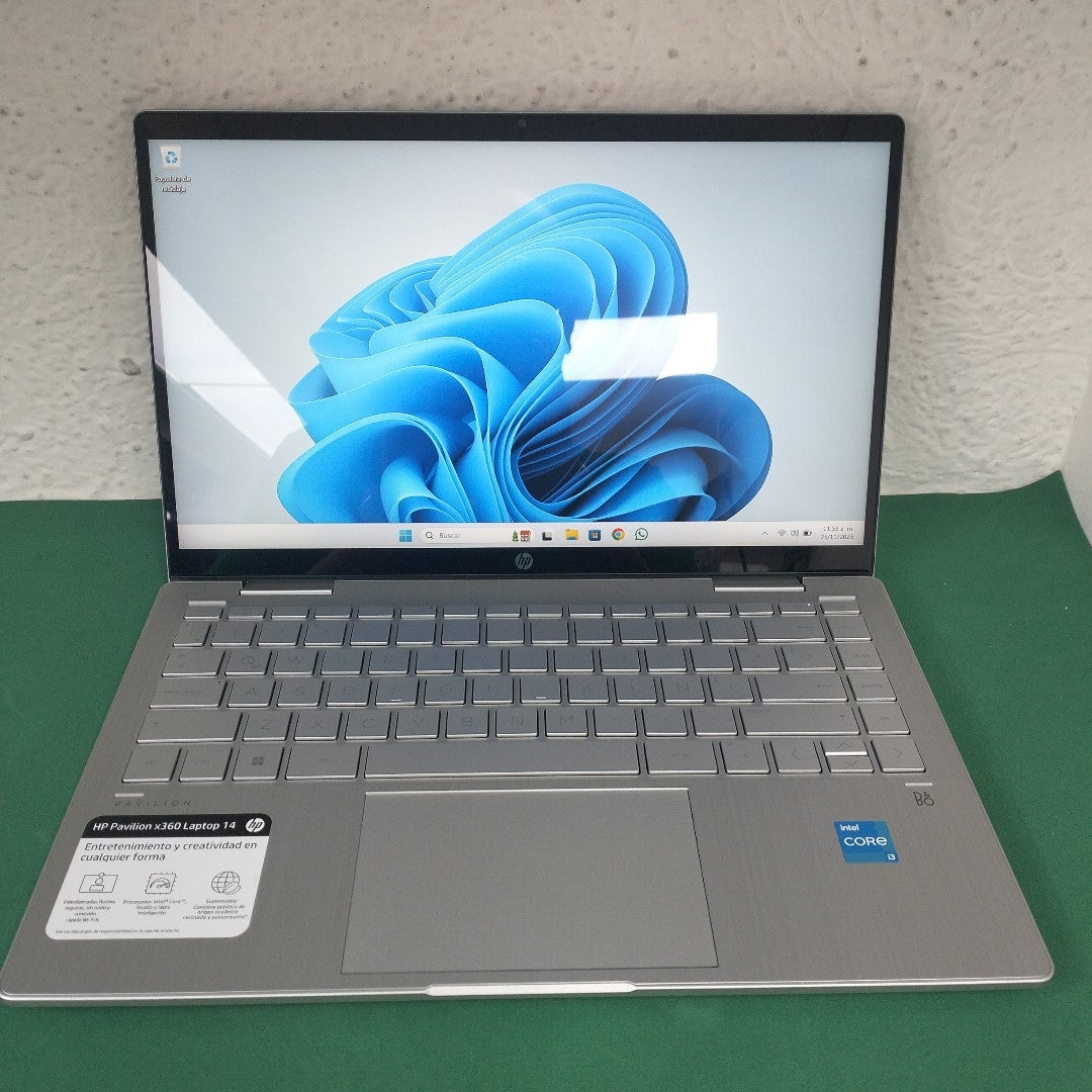LAPTOP HP PAVILION X360 14-EK1013LA (2 EN 1) (2025) 512 GB SSD 8 GB RAM (SEMINUEVO)