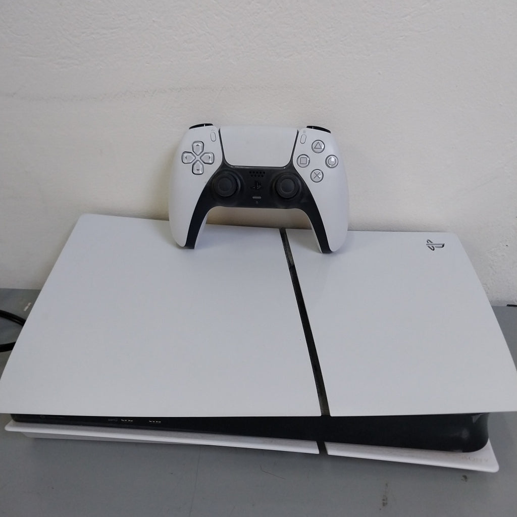 CONSOLA DE VIDEOJUEGO SONY PS5 825 SSD