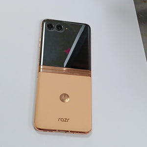 CELULAR MOTOROLA RAZR 40 ULTRA XT2321-1 (2023) 512 GB 12 GB RAM (SEMINUEVO)