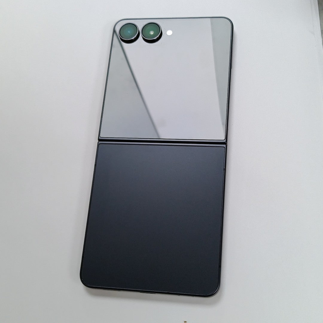 CELULAR SAMSUNG GALAXY Z FLIP 7 SM-F766B (2025) 512 GB 12 GB RAM (SEMINUEVO)