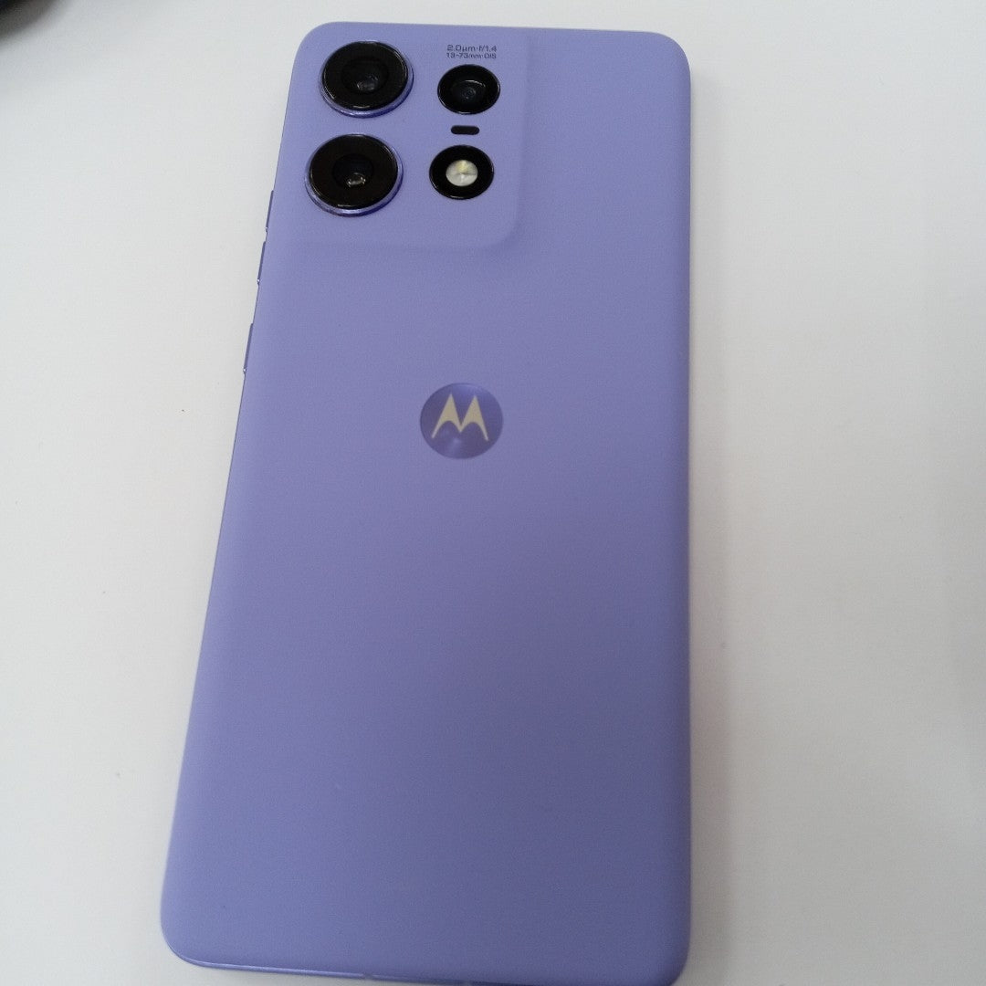 CELULAR MOTOROLA EDGE 50 PRO XT2403-2 (2024) 512 GB 12 GB RAM (SEMINUEVO)