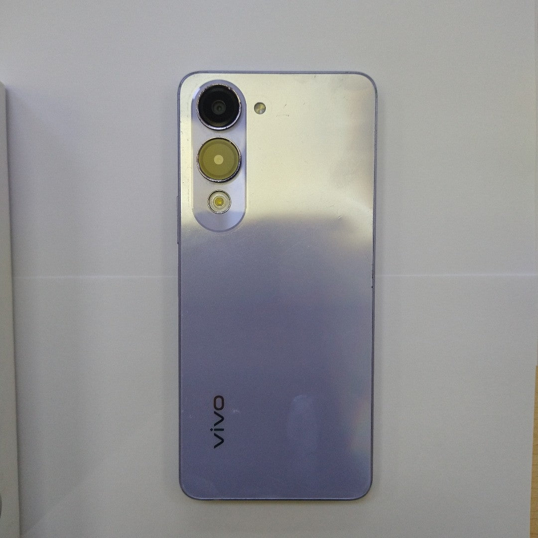 CELULAR VIVO Y04 V2430 (2025) 256 GB 4 GB RAM (SEMINUEVO)