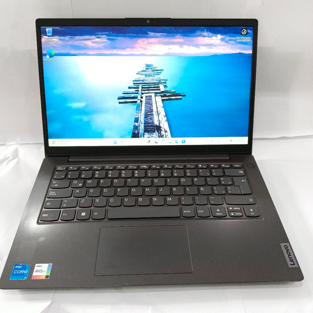 LAPTOP LENOVO V14 G3 IAP (2023) 256 GB SSD 16 GB RAM (SEMINUEVO)