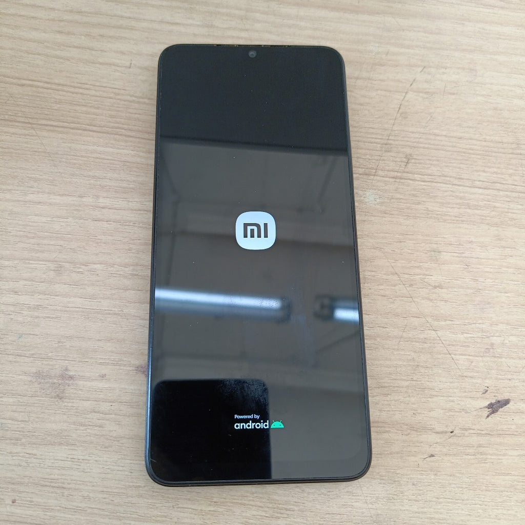 CELULAR XIAOMI REDMI A3 2312CRNCCL (2024) 64 GB 3 GB RAM (SEMINUEVO)