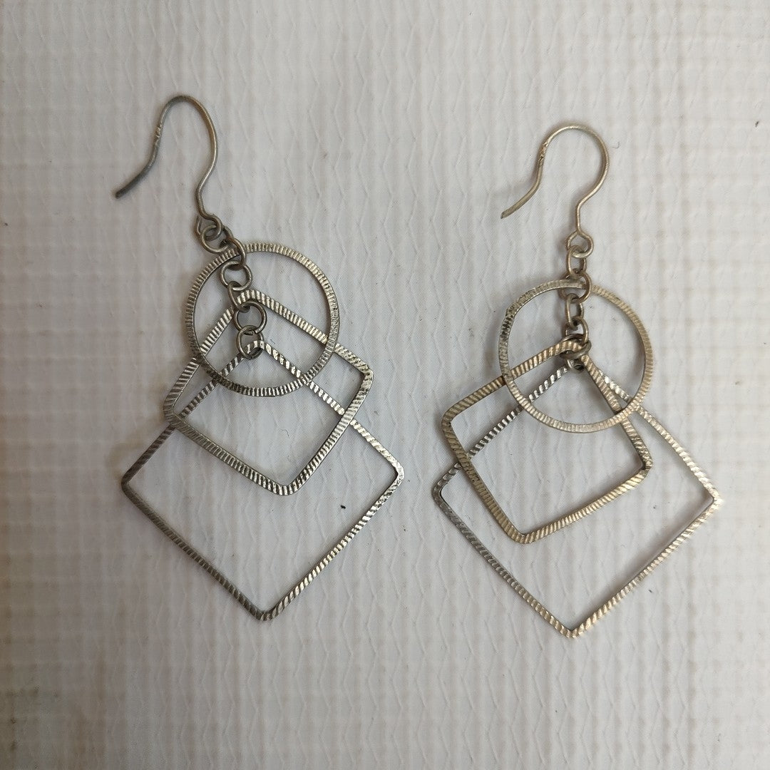 ARETES PAR. PLATA. 3.5 GRMS (SEMINUEVO)