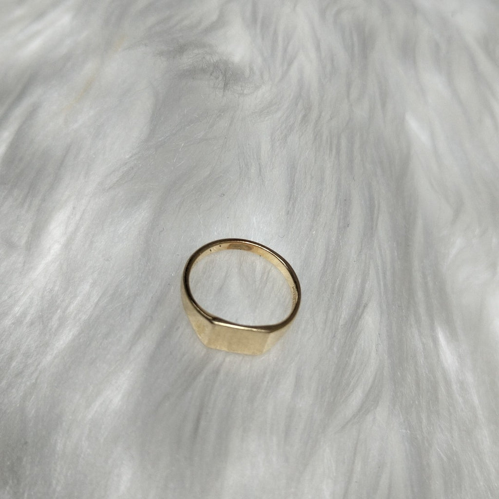 ANILLO. ORO. 14 K 1.8 GRMS (SEMINUEVO)