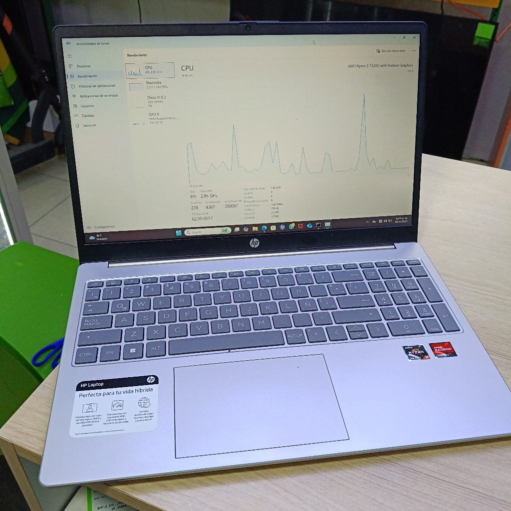 LAPTOP HP 15-FC0000LA(2024) 512 GB SSD 8 GB RAM (SEMINUEVO)