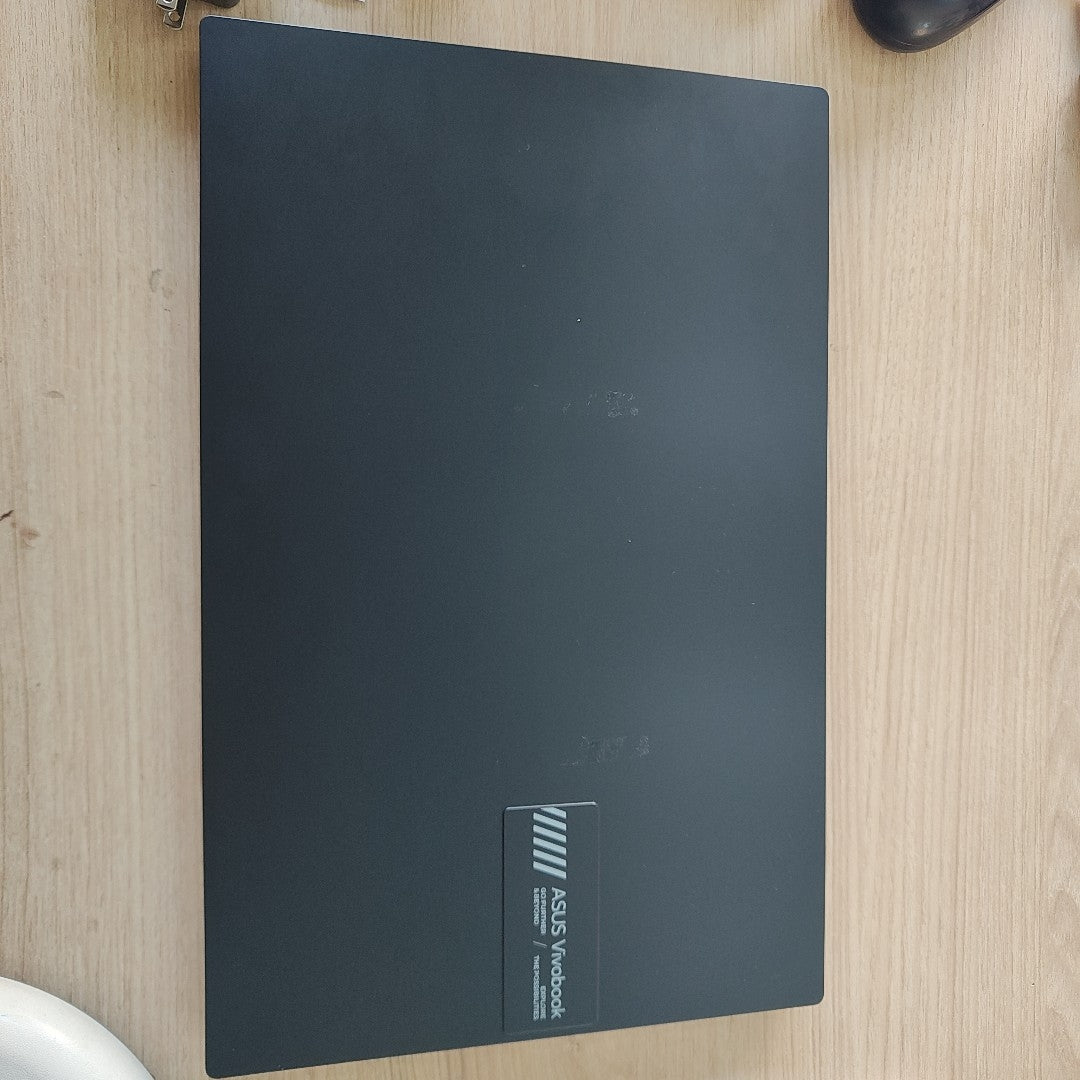 LAPTOP ASUS VIVOBOOK GO 15 E1504FA-NJ601W (2023) 512 GB SSD 8 GB RAM (SEMINUEVO)