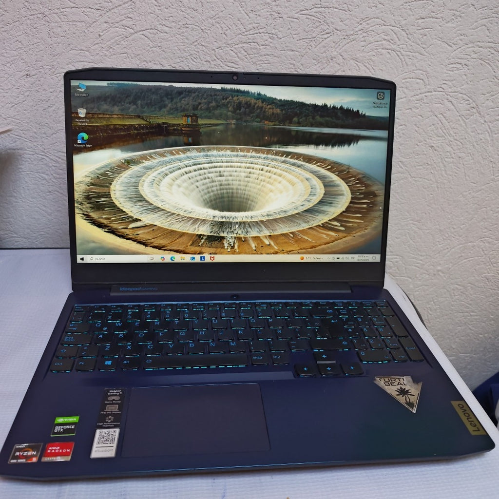 LAPTOP LENOVO IDEAPAD GAMING 3 15ARH05 (2022) 1 TB + 128 GB SSD 8 GB RAM (SEMINUEVO)